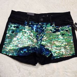 Blackheart Flip Sequin Mermaid Skull Shorts | Raw Hem Low Rise Denim Sz 3 NWT